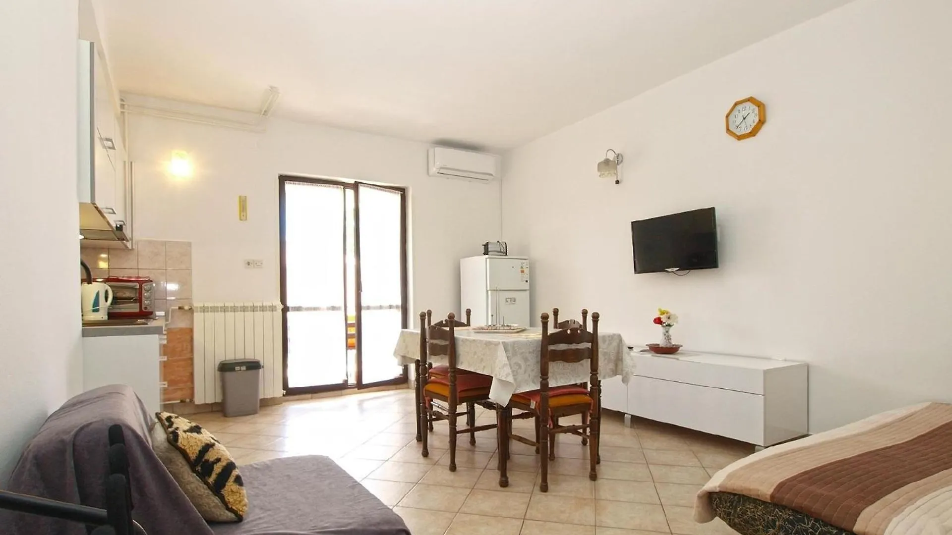 Apartment Ferienwohnung Fuer 4 Personen Ca 42 Qm In Fazana, Istrien Istrische Riviera