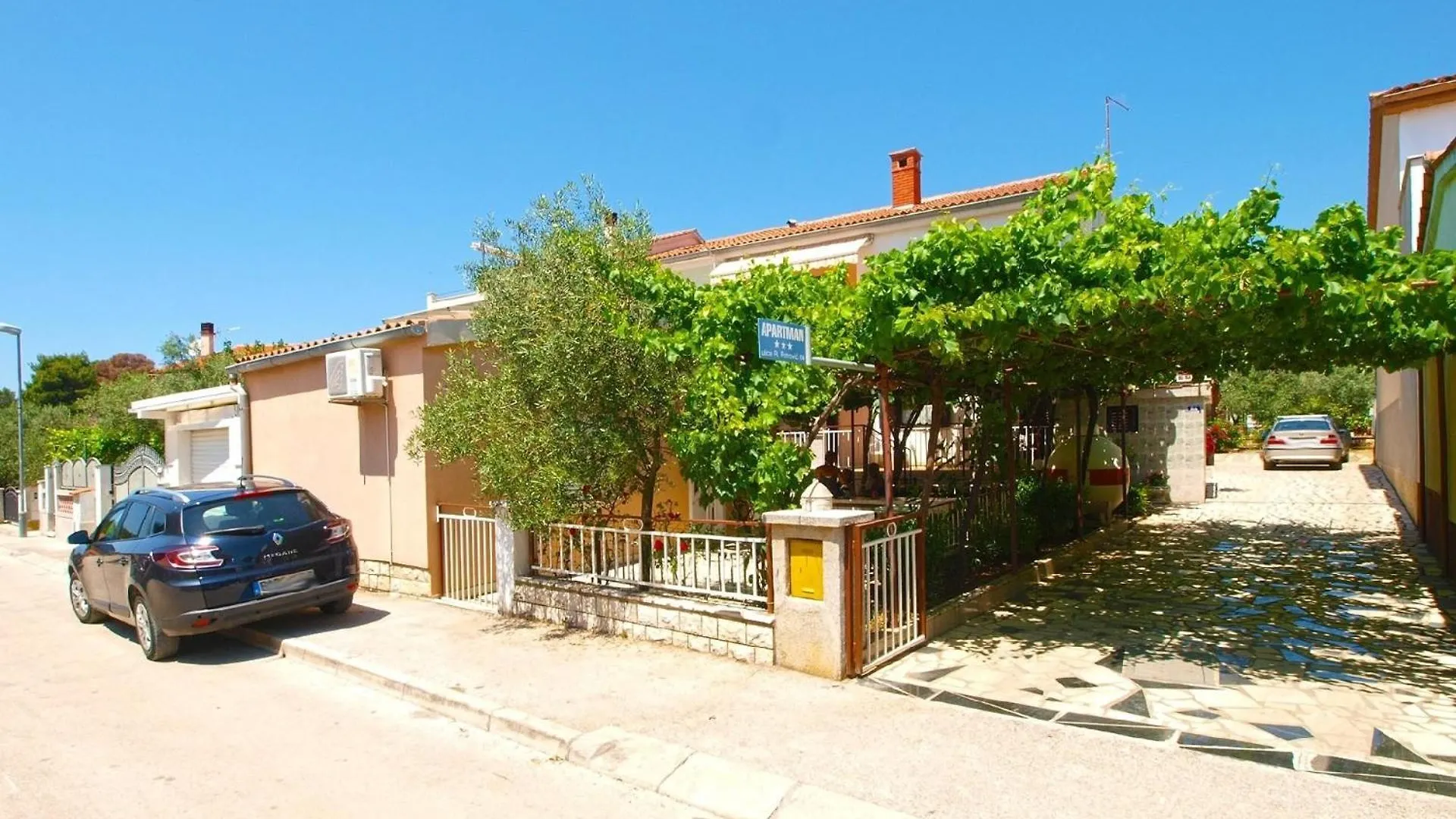 Apartment Ferienwohnung Fuer 4 Personen Ca 42 Qm In Fazana, Istrien Istrische Riviera